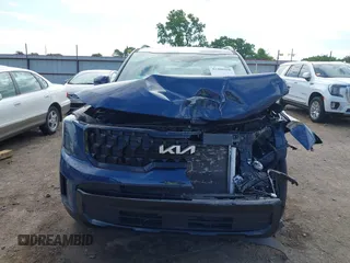 2024 Kia Telluride EX z VIN 5XYP3DGC8RG551457, wystawiony jako IAAI lot #42308920 z przebiegiem 15 795 mil mil oraz . Historia ofert i sprzedaży dostępna na DreamBid. Obrazek 12.