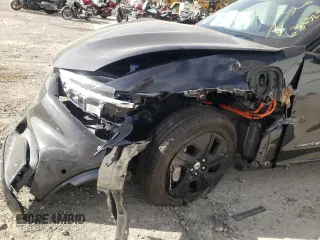 2022 Ford Mustang Mach-E California Route 1 z VIN 3FMTK2R72NMA02626, wystawiony jako Copart lot #63863292 z przebiegiem Nie podano mil oraz . Historia ofert i sprzedaży dostępna na DreamBid. Obrazek 9.