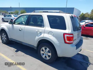 2011 Ford Escape Limited z VIN 1FMCU0EGXBKC04959, wystawiony jako IAAI lot #42846594 z przebiegiem 147 811 mil mil oraz . Historia ofert i sprzedaży dostępna na DreamBid. Obrazek 3.