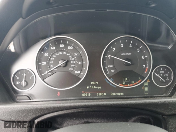 2015 BMW 3 Series 335i xDrive with VIN WBA3B9C57FF589960, listed as a Copart auction lot 59888575 with 69,919 mi miles and Salvage title. Bid and sale history available at DreamBid. Image 9.
