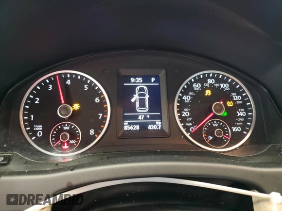 2016 Volkswagen Tiguan S with VIN WVGBV7AX0GW607632, listed as a Copart auction lot 47170495 with 85,628 mi miles and Clean Title. Bid and sale history available at DreamBid. Image 9.