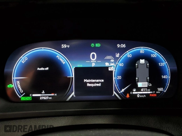 2024 Toyota Crown XLE with VIN JTDAAAAF6R3026463, listed as a Copart auction lot 57176615 with 27,527 mi miles and Clean title. Bid and sale history available at DreamBid. Image 9.