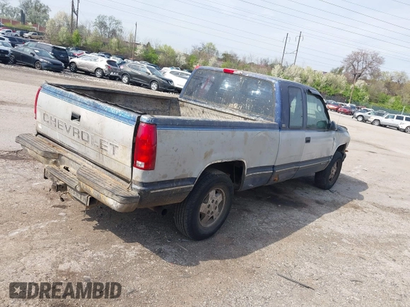 1995 Chevrolet Silverado 1500 with VIN 2GCEK19K9S1281653, listed as a IAAI auction lot 42029855 with 269,681 mi miles and . Bid and sale history available at DreamBid. Image 4.