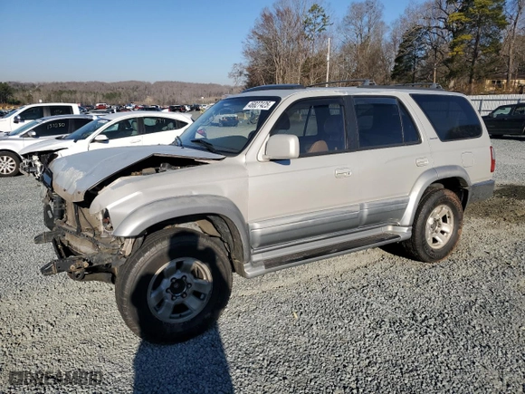 1998 Toyota 4Runner with VIN JT3GN87R7W0066478, listed as a Copart auction lot 46827425 with 247,495 mi miles and Salvage Title. Bid and sale history available at carsss.com. Image 1.