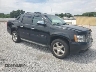 2013 Chevrolet Avalanche LT with VIN 3GNTKFE74DG348568, listed as a Copart auction lot 64982385 with 225,417 mi miles and Clean title. Bid and sale history available at DreamBid. Image 4.