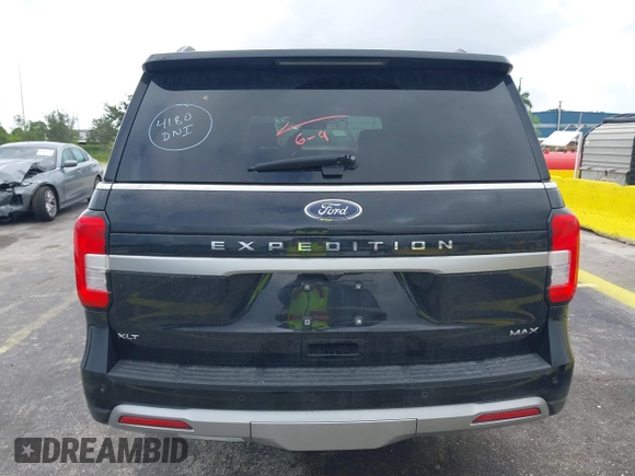 2024 Ford Expedition Max XLT z VIN 1FMJK1J86REA39261, wystawiony jako IAAI lot #42493651 z przebiegiem 47 100 mil mil oraz . Historia ofert i sprzedaży dostępna na DreamBid. Obrazek 17.