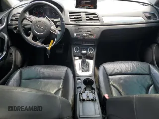 2015 Audi Q3 Premium Plus z VIN WA1BFCFS4FR001197, wystawiony jako Copart lot #56190845 z przebiegiem 152 483 mil mil oraz Tytuł czysty. Historia ofert i sprzedaży dostępna na DreamBid. Obrazek 8.