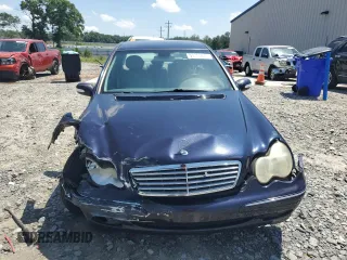 2001 Mercedes-Benz C 230/260/280/320 с VIN WDBRF61J51F090047, выставлен на аукционе Copart как лот 57763475 с пробегом 125 263 миль миль и Списание • Salvage title. История ставок и продаж доступна на DreamBid. Изображение 5.