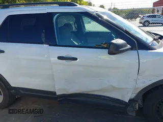 2014 Ford Explorer with VIN 1FM5K8B85EGB25183, listed as a IAAI auction lot 40564997 with 260,522 mi miles and . Bid and sale history available at carsss.com. Image 13.