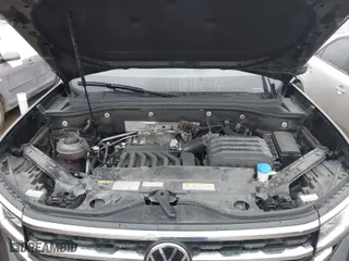 2023 Volkswagen Atlas Cross Sport 3.6L V6 SEL with VIN 1V2BE2CA3PC201988, listed as a IAAI auction lot 41166355 with 45,208 mi miles. Bid and sale history available at carsss.com. Image 10.