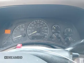 2001 Chevrolet Suburban LS z VIN 3GNEC16T11G222345, wystawiony jako IAAI lot #42289535 z przebiegiem Nie podano mil oraz . Historia ofert i sprzedaży dostępna na DreamBid. Obrazek 7.