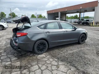 2020 Ford Fusion SE z VIN 3FA6P0HD1LR252332, wystawiony jako Copart lot #58123365 z przebiegiem 76 410 mil mil oraz Szkoda całkowita • Salvage title. Historia ofert i sprzedaży dostępna na DreamBid. Obrazek 3.