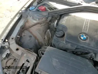 2017 BMW 3 Series 320i z VIN WBA8E1G54HNU14552, wystawiony jako Copart lot #66724355 z przebiegiem 132 196 mil mil oraz Szkoda całkowita • Salvage title. Historia ofert i sprzedaży dostępna na DreamBid. Obrazek 13.