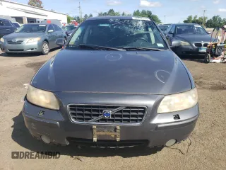 2005 Volvo S60 with VIN YV1RH592652460108, listed as a Copart auction lot 66846144 with 97,005 mi miles and Salvage Title. Bid and sale history available at carsss.com. Image 5.