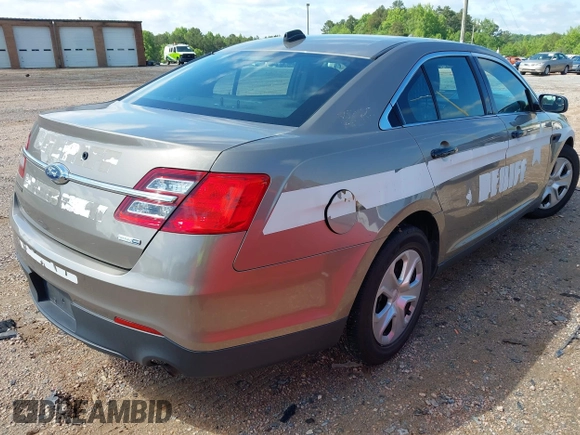 2018 Ford Police Interceptor with VIN 1FAHP2MKXJG114544, listed as a IAAI auction lot 42237695 with 100,824 mi miles and . Bid and sale history available at DreamBid. Image 4.