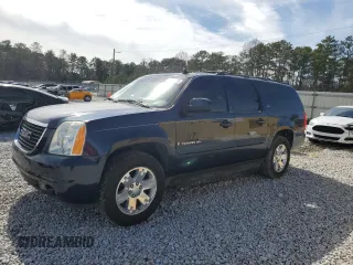 2007 GMC Yukon XL SLT with VIN 1GKFC16097J305052, listed as a Copart auction lot 45855725 with 211,610 mi miles and Salvage Title. Bid and sale history available at carsss.com. Image 1.