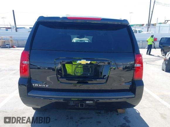 2016 Chevrolet Tahoe LT z VIN 1GNSCBKC7GR311313, wystawiony jako IAAI lot #42303467 z przebiegiem 90 889 mil mil oraz . Historia ofert i sprzedaży dostępna na DreamBid. Obrazek 17.