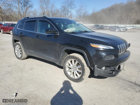 2017 Jeep Cherokee Limited with VIN 1C4PJMDBXHW506510, listed as a Copart auction lot 47833775 with 272,066 mi miles and Salvage Title. Bid and sale history available at carsss.com. Image 4.