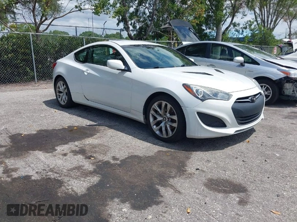 2013 Hyundai Genesis Coupe R-Spec с VIN KMHHT6KD7DU088567, выставлен на аукционе IAAI как лот 41999209 с пробегом 88 086 миль миль и . История ставок и продаж доступна на DreamBid. Изображение 1.