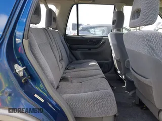 1998 Honda CR-V LX with VIN JHLRD1845WC068779, listed as a IAAI auction lot 41572198 with 191,503 mi miles. Bid and sale history available at carsss.com. Image 8.