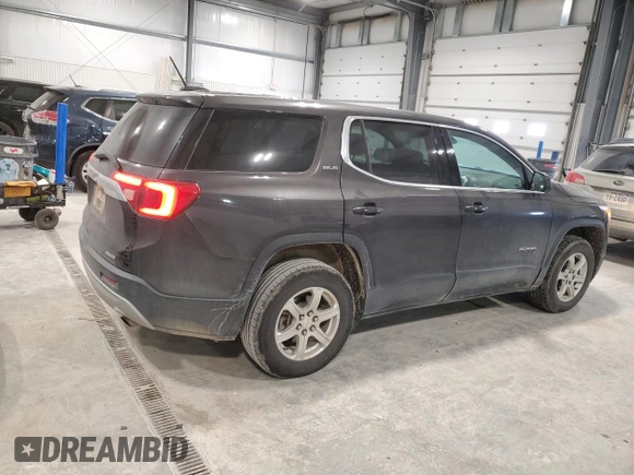 2019 GMC Acadia SLE z VIN 1GKKNRLA9KZ133281, wystawiony jako Copart lot #83076854 z przebiegiem 87 097 mil mil oraz Czysty tytuł • Clean title. Historia ofert i sprzedaży dostępna na DreamBid. Obrazek 3.