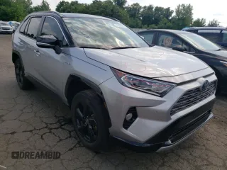 2021 Toyota RAV4 Hybrid XSE with VIN 4T3E6RFVXMU039871, listed as a Copart auction lot 61654295 with 30,775 mi miles and Salvage title. Bid and sale history available at DreamBid. Image 4.