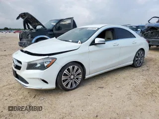 2017 Mercedes-Benz CLA 250 z VIN WDDSJ4EBXHN468135, wystawiony jako Copart lot #60320875 z przebiegiem Nie podano mil oraz Czysty tytuł • Clean title. Historia ofert i sprzedaży dostępna na DreamBid. Obrazek 1.