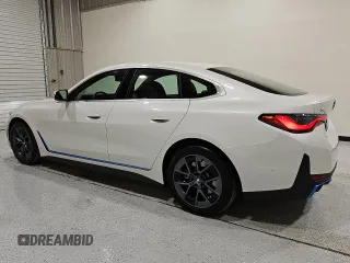 2024 BMW i4 eDrive40 z VIN WBY73AW04RFT37296, wystawiony jako Copart lot #55534975 z przebiegiem 18 786 mil mil oraz Czysty tytuł • Clean title. Historia ofert i sprzedaży dostępna na DreamBid. Obrazek 2.