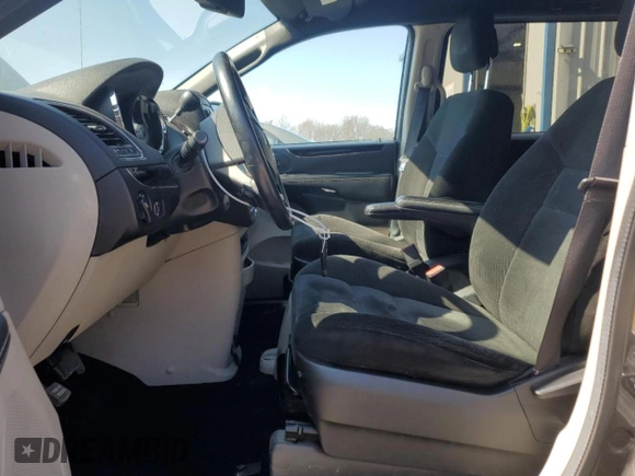 2017 Dodge Grand Caravan SE Plus with VIN 2C4RDGBG3HR597578, listed as a Copart auction lot 54502855 with 103,312 mi miles and Clean Title. Bid and sale history available at DreamBid. Image 7.