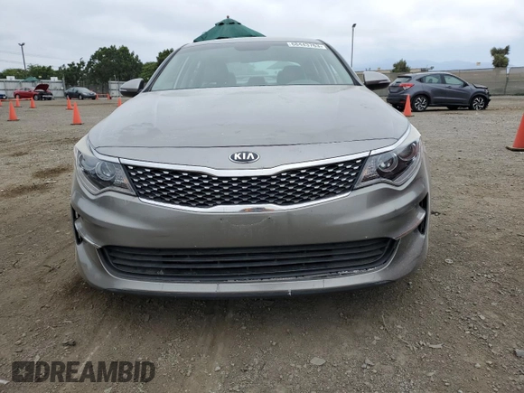 2016 Kia Optima EX with VIN 5XXGU4L32GG088462, listed as a Copart auction lot 85498164 with 35,611 mi miles and Salvage Title. Bid and sale history available at carsss.com. Image 5.