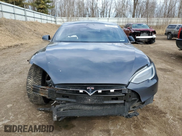 2018 Tesla Model S 75D with VIN 5YJSA1E22JF244421, listed as a Copart auction lot 49509345 with 94,321 mi miles and Clean title. Bid and sale history available at DreamBid. Image 5.