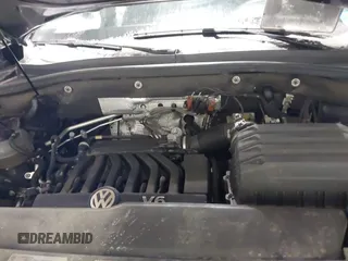2021 Volkswagen Atlas 3.6L V6 SE w/Technology with VIN 1V2KR2CA7MC540494, listed as a IAAI auction lot 41562095 with 105,795 mi miles. Bid and sale history available at carsss.com. Image 10.