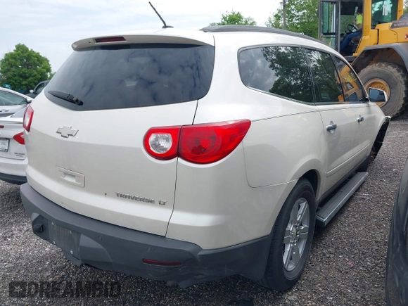 2011 Chevrolet Traverse 1LT z VIN 1GNKRGED6BJ151688, wystawiony jako IAAI lot #42281195 z przebiegiem 259 173 mil mil oraz . Historia ofert i sprzedaży dostępna na DreamBid. Obrazek 4.