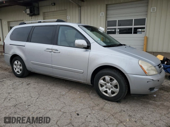 2007 Kia Sedona EX with VIN KNDMB233176166497, listed as a Copart auction lot 51136365 with 261,653 mi miles and Salvage Title. Bid and sale history available at carsss.com. Image 4.