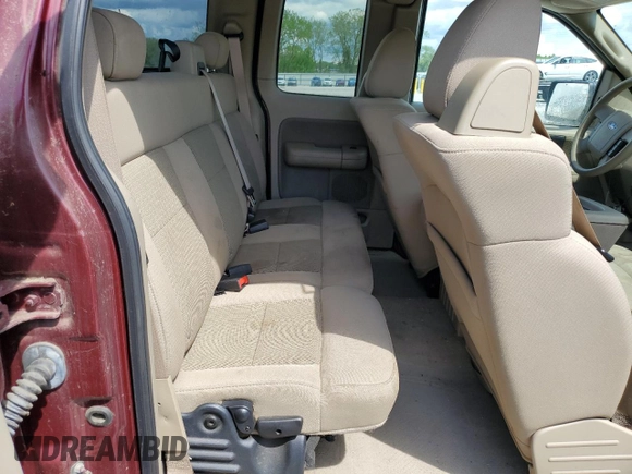 2004 Ford F-150 XLT z VIN 1FTPX14554NB47624, wystawiony jako Copart lot #57280685 z przebiegiem 77 981 mil mil oraz Czysty tytuł • Clean title. Historia ofert i sprzedaży dostępna na DreamBid. Obrazek 10.
