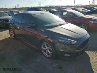 2017 Ford Focus ST with VIN 1FADP3L99HL246117, listed as a Copart auction lot 45668595 with 84,174 mi miles and Salvage Title. Bid and sale history available at carsss.com. Image 4.