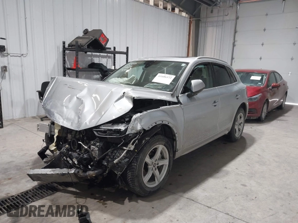 2021 Audi Q5 Premium with VIN WA1AAAFY1M2018483, listed as a IAAI auction lot 41606572 with 39,647 mi miles. Bid and sale history available at carsss.com. Image 18.