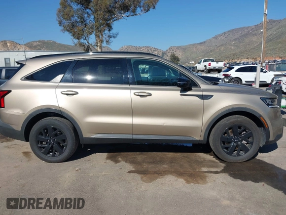 2021 Kia Sorento S with VIN 5XYRLDLC6MG008163, listed as a IAAI auction lot 41647141 with 59,669 mi miles and . Bid and sale history available at DreamBid. Image 14.