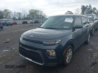 2020 Kia Soul S with VIN KNDJ23AU9L7732303, listed as a IAAI auction lot 41891442 with 47,101 mi miles and . Bid and sale history available at DreamBid. Image 19.