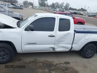 2006 Toyota Tacoma with VIN 5TETX22N06Z267015, listed as a IAAI auction lot 42507011 with 415,670 mi miles and . Bid and sale history available at DreamBid. Image 14.