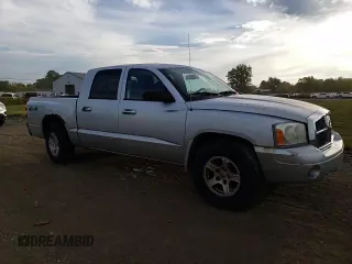 2006 Dodge Dakota SLT with VIN 1D7HW48N46S641521, listed as a Copart auction lot 71381094 with 202,208 mi miles and Salvage Title. Bid and sale history available at DreamBid. Image 11.