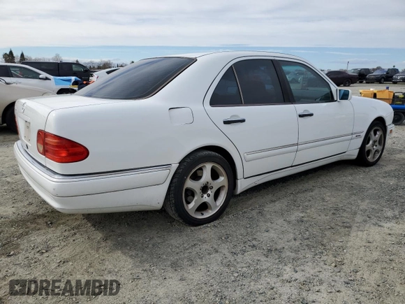 1998 Mercedes-Benz E with VIN WDBJF70F1WA683246, listed as a Copart auction lot 46858965 with Not Provided miles and Salvage Title. Bid and sale history available at DreamBid. Image 3.