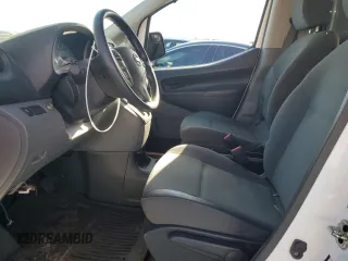 2020 Nissan NV200 S z VIN 3N6CM0KNXLK700855, wystawiony jako Copart lot #57919655 z przebiegiem 46 865 mil mil oraz Nie do naprawy. Historia ofert i sprzedaży dostępna na DreamBid. Obrazek 7.