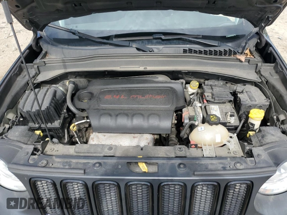 2018 Jeep Renegade Latitude with VIN ZACCJBBB5JPG77352, listed as a Copart auction lot 54854675 with 85,493 mi miles and Salvage title. Bid and sale history available at DreamBid. Image 11.