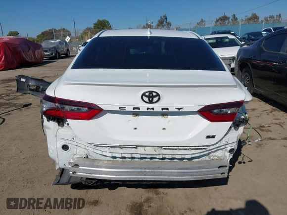 2021 Toyota Camry SE Nightshade with VIN 4T1G11AK7MU498046, listed as a IAAI auction lot 41539916 with 238,706 mi miles. Bid and sale history available at carsss.com. Image 17.