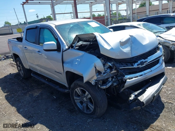 2015 Chevrolet Colorado 4WD LT with VIN 1GCGTBE36F1125107, listed as a IAAI auction lot 39514133 with 105,116 mi miles. Bid and sale history available at carsss.com. Image 1.