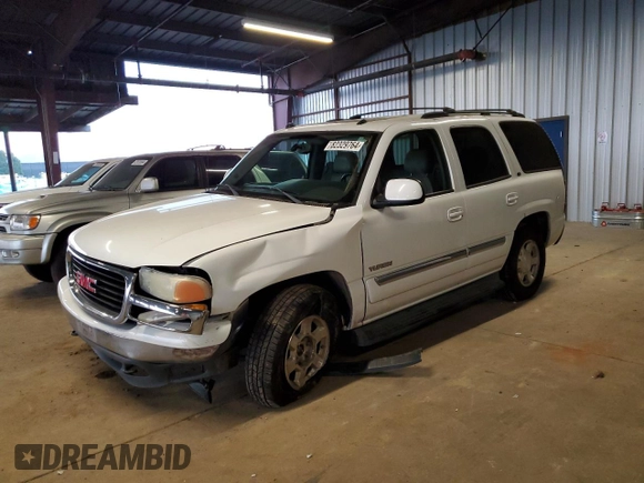 2004 GMC Yukon SLE with VIN 1GKEK13TX4J244318, listed as a Copart auction lot 82329764 with 172,216 mi miles and Salvage Title. Bid and sale history available at carsss.com. Image 1.
