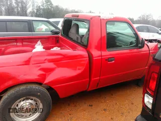 2001 Ford Ranger XL with VIN 1FTYR10C11TA11520, listed as a IAAI auction lot 41226422 with 170,792 mi miles. Bid and sale history available at carsss.com. Image 14.