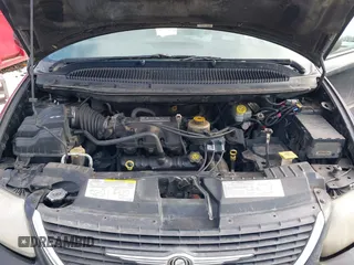 2004 Chrysler Town & Country Touring with VIN 2C4GP54L44R518281, listed as a IAAI auction lot 41397524 with 299,909 mi miles and . Bid and sale history available at DreamBid. Image 10.