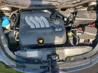 2005 Volkswagen Beetle GLS with VIN 3VWCM31Y35M368133, listed as a Copart auction lot 64895155 with 70,954 mi miles and Clean title. Bid and sale history available at DreamBid. Image 7.